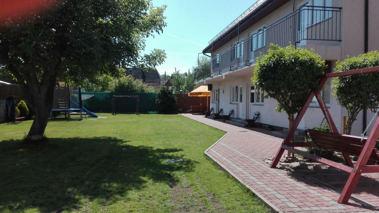 Apartamenty Gosciniec Re-Max Мжежино Екстериор снимка